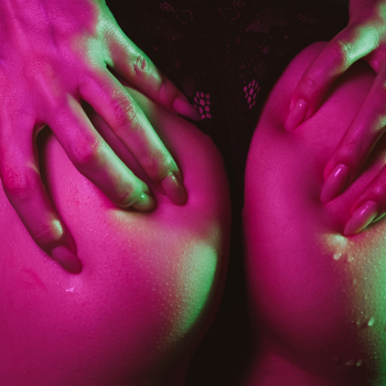 Skin to skin erotic massage fuengirola